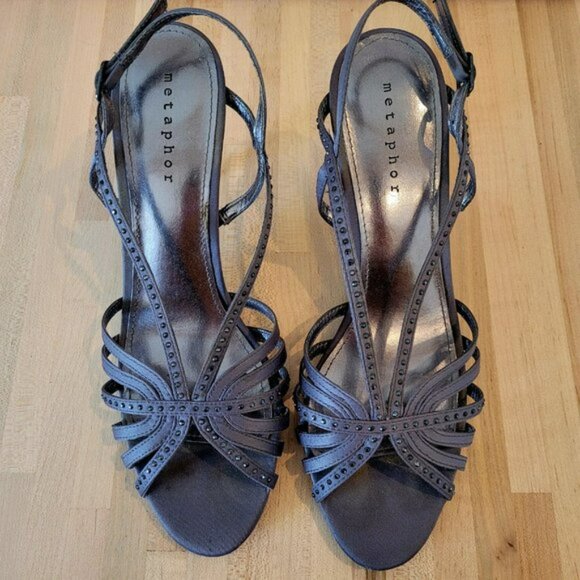 Metaphor Grey Rhinestone Strappy Evening Sandals. Size 9.5 - Picture 8 of 9